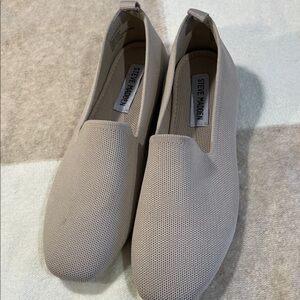 Steve Madden Taupe Knit Slip-Ons